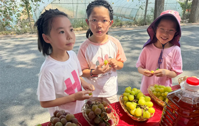 第五屆“大手拉小手”活動