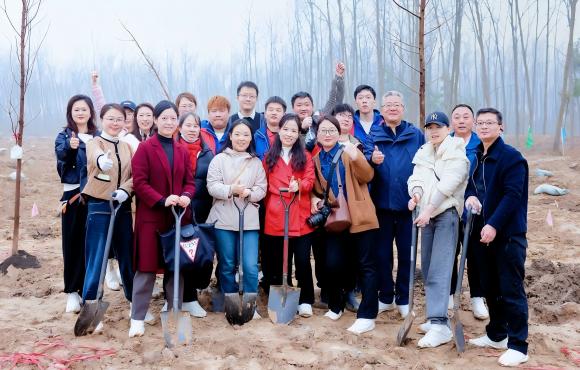 扶殘助困顯擔(dān)當(dāng) 植樹添綠護(hù)家園——中節(jié)能國(guó)禎植樹護(hù)綠在行